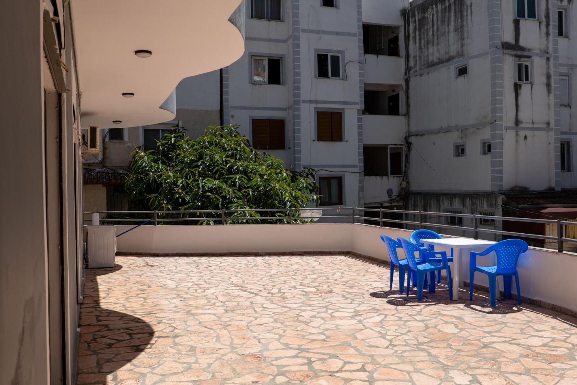 Hoteleks Inn & Suites Sarande Exterior photo